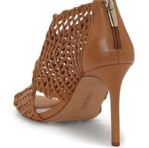 Vince Camuto Armenta Sandal NWOT - Picture 6 of 7